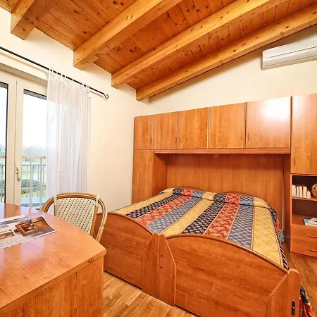 Il Colombaro מלון דירות 4*