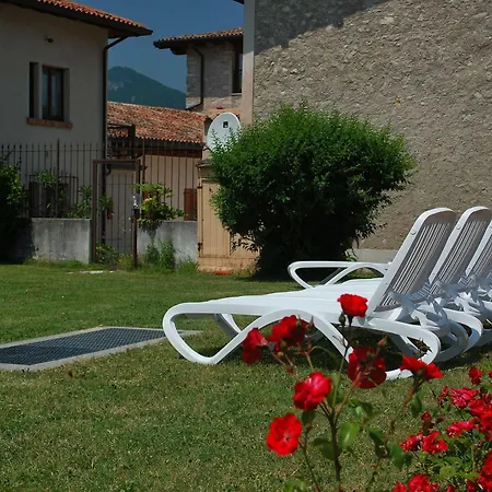 Il Colombaro 4*