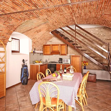 Hotel apartamentowy Il Colombaro 3*