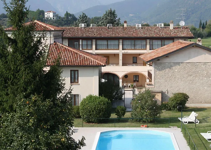 Hotel apartamentowy Il Colombaro Salò