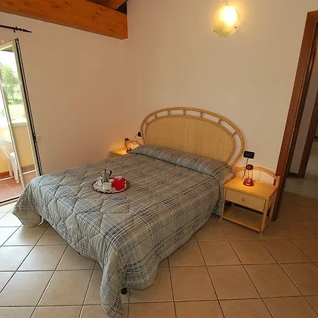 Il Colombaro Апарт-отель 4*